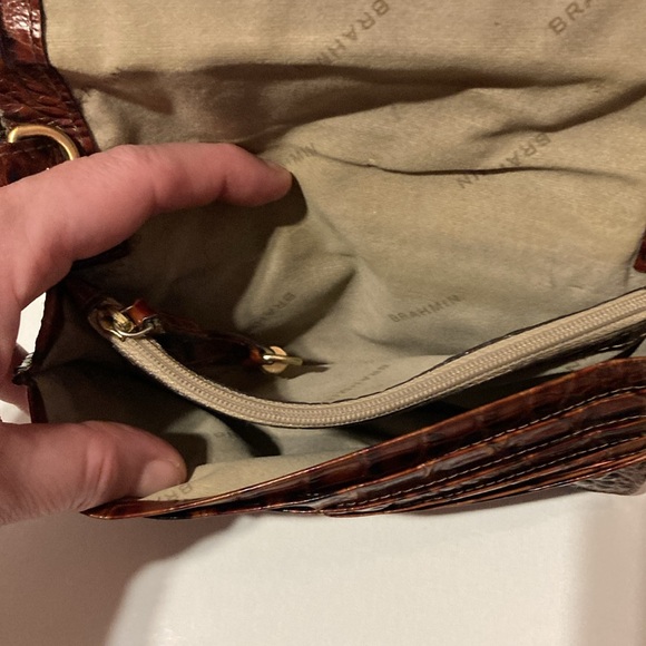 Brahmin minuette bag in pecan. Missing strap - Picture 6 of 11